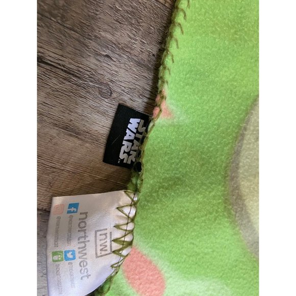 Star Wars Kids Throw Blanket Baby Yoda ‘The Child’ - Picture 2 of 2